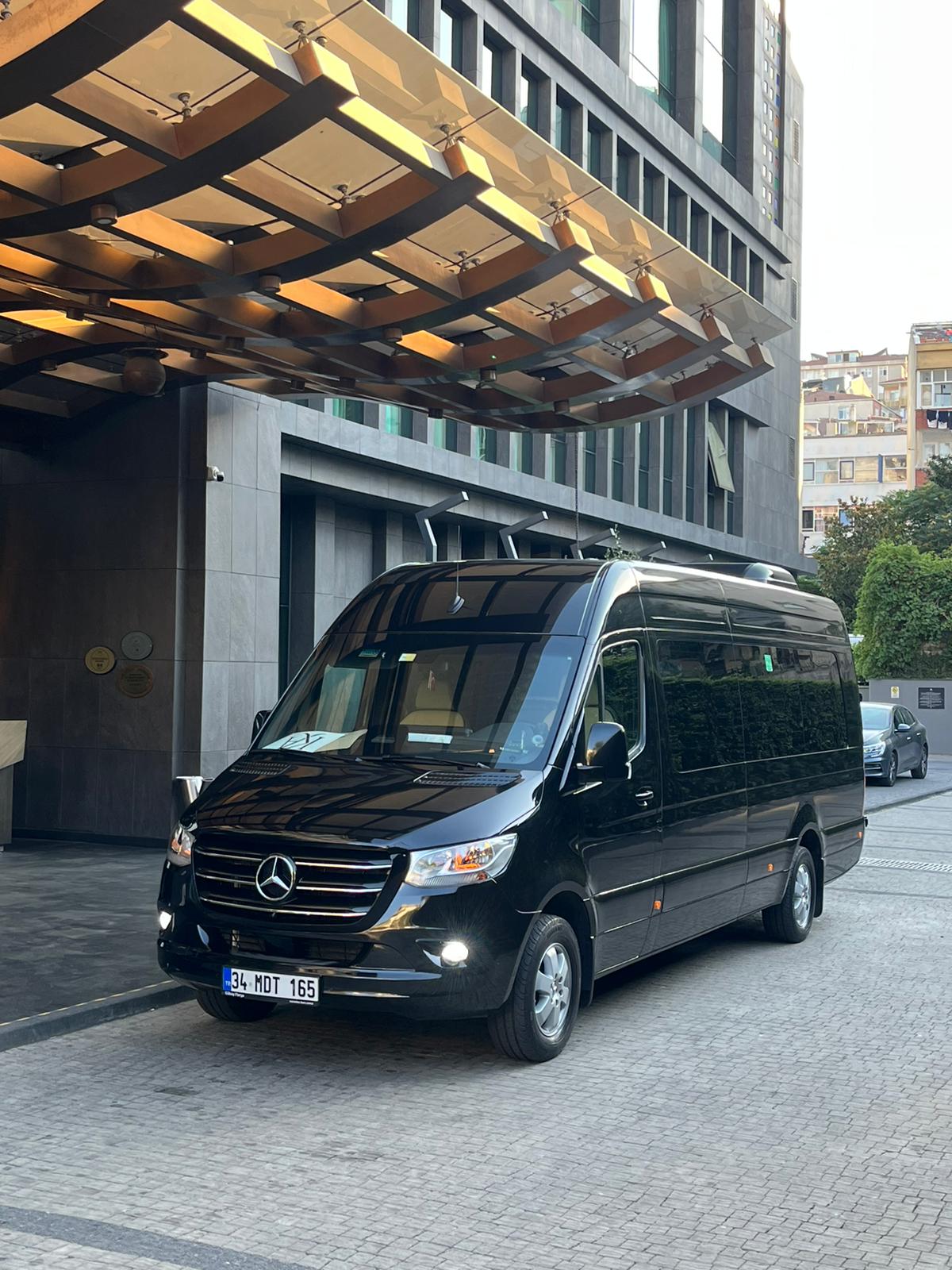 Alacati Unlicensed Taxi Guide 2026 — Risks, Prices & Safe Alternatives